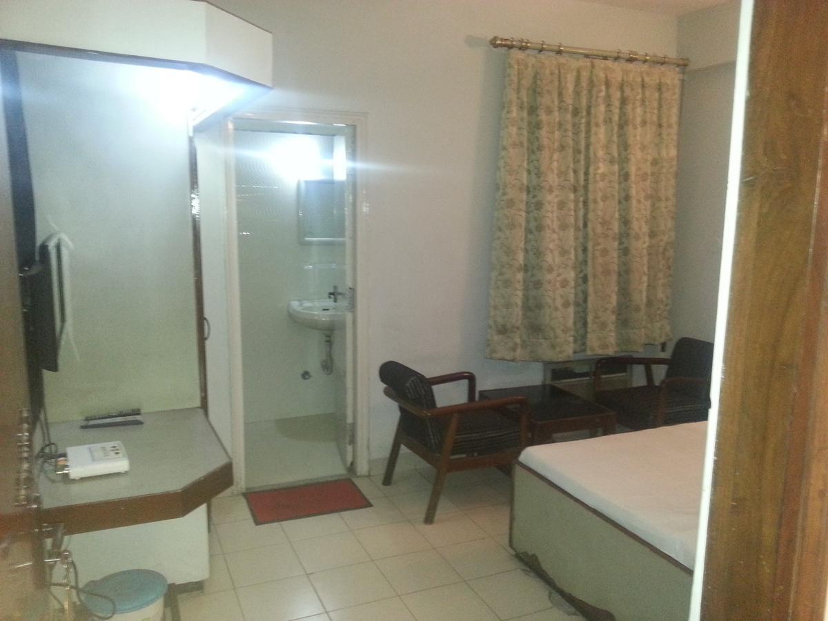 Hotel Greens Ludhiana Dış mekan fotoğraf