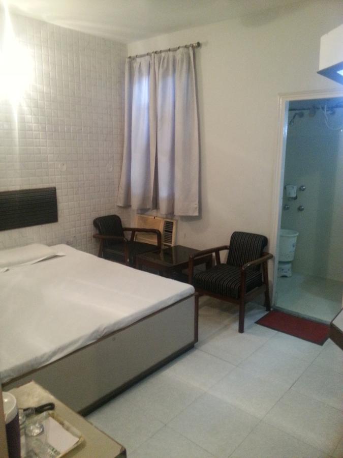 Hotel Greens Ludhiana Dış mekan fotoğraf